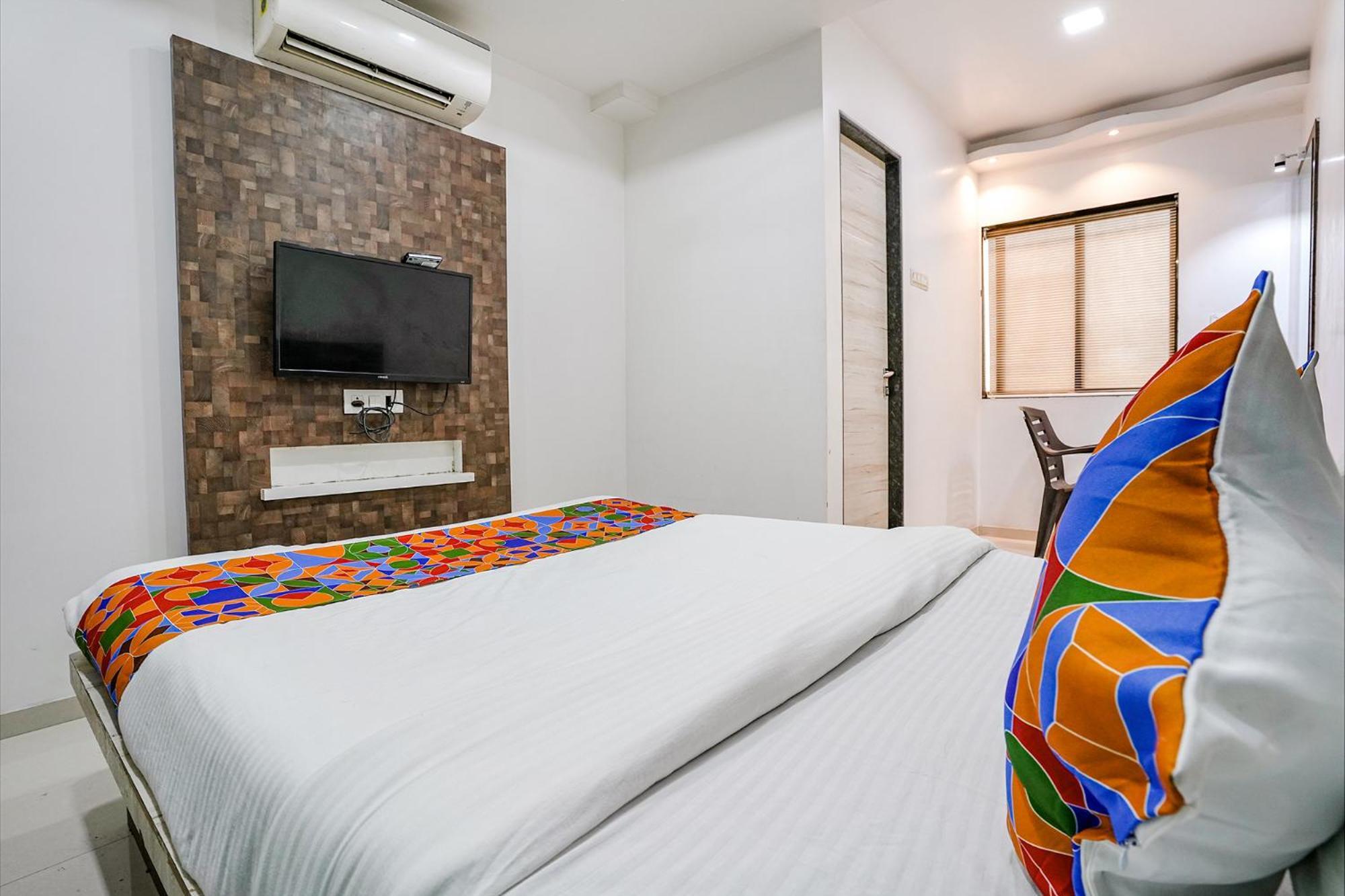 Fabhotel Krishna Inn Kashele Экстерьер фото