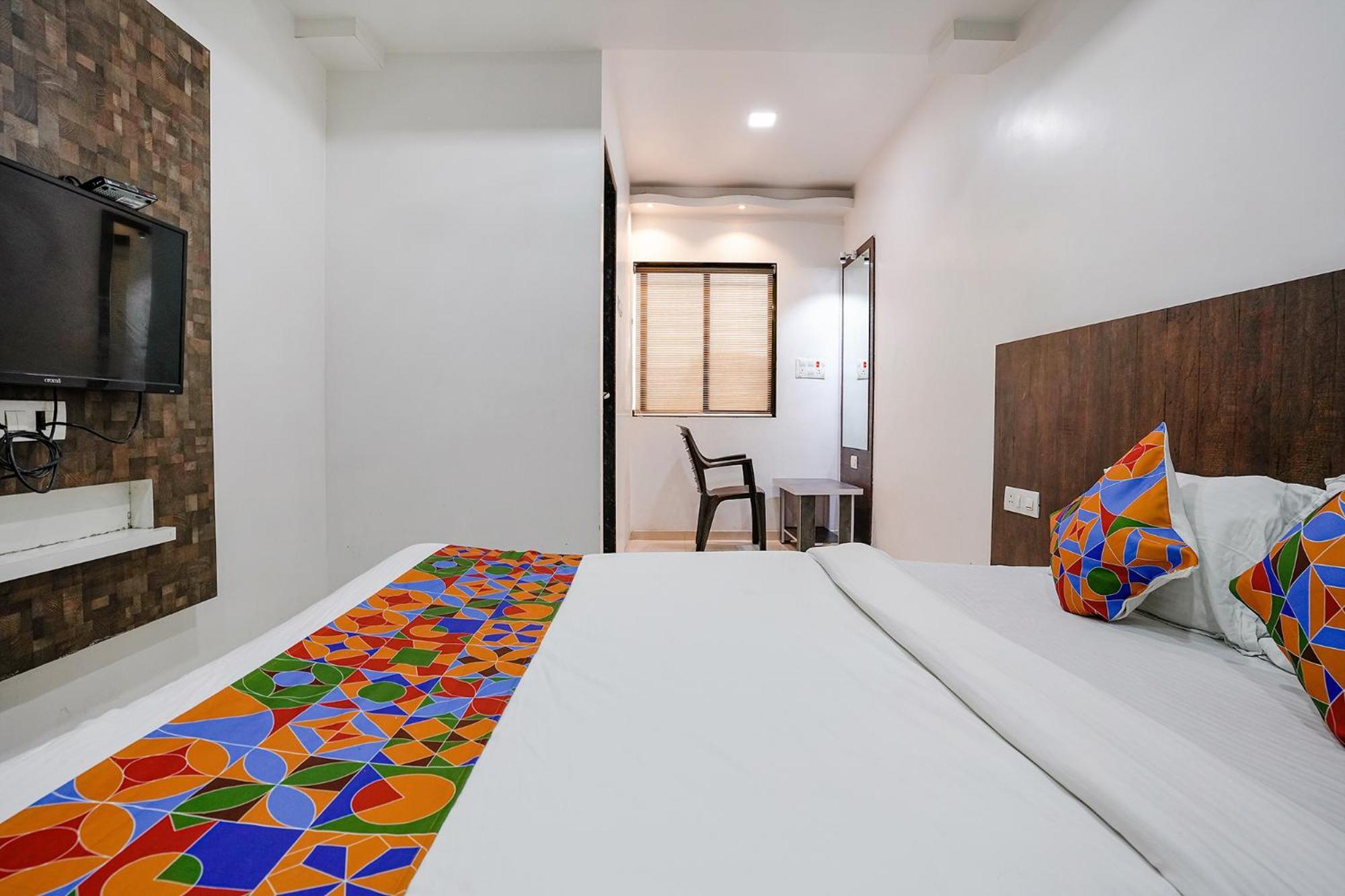 Fabhotel Krishna Inn Kashele Экстерьер фото