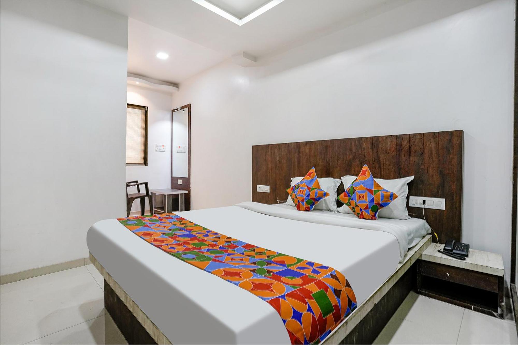 Fabhotel Krishna Inn Kashele Экстерьер фото